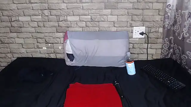 liztaylor online show from 29, 3, 2026