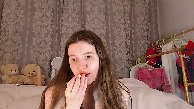 RileySteeele online show from 9, 3, 2026