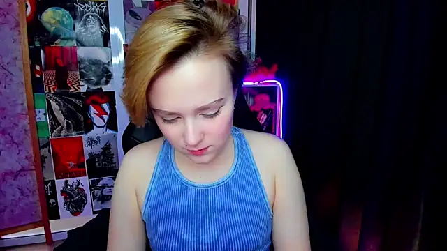 Snapshot of Ellie_Heavenly chatting on 14, 2, 2026 Ellie Heavenly online show from 14, 2, 2026