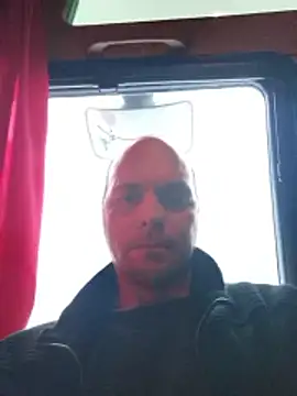 Snapshot of Ivan9999k chatting on 12, 1, 2026 Ivan9999k online show from 12, 1, 2026