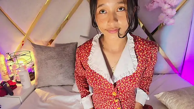 Real virgin Pussy online show from 25, 6, 2026