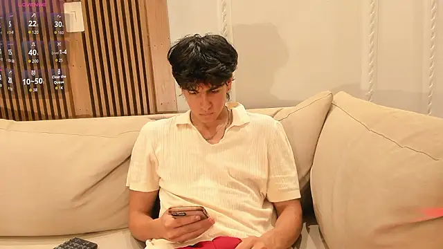 Snapshot of noahx_valko chatting on 3, 2, 2026 noahx valko online show from 3, 2, 2026