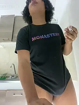 Snapshot of valeria_19x chatting on 3, 2, 2026 valeria 19x online show from 3, 2, 2026