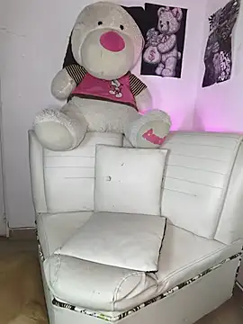 ebonysummer  online show from 30, 5, 2026