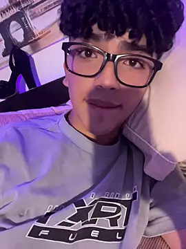 Snapshot of Nick_Twink chatting on 3, 2, 2026 Nick Twink online show from 3, 2, 2026