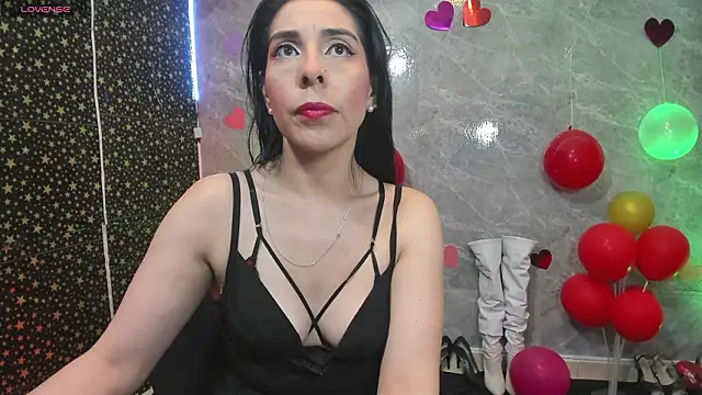 adellelennoxx online show from 18, 2, 2026