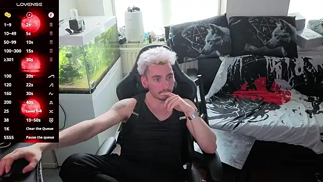 Rayzel White online show from 18, 4, 2026