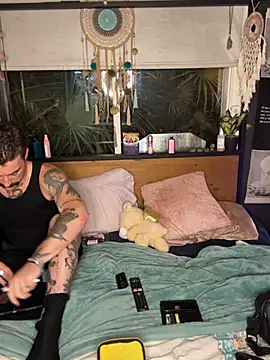 Snapshot of bondedbyskin chatting on 21, 2, 2026 bondedbyskin online show from 21, 2, 2026