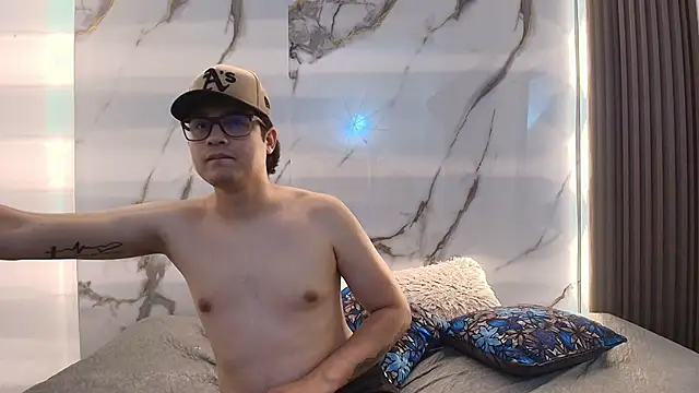 Danner Alaia online show from 17, 1, 2026