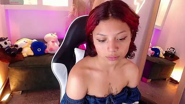 Snapshot of melodyy_as chatting on 2, 7, 2026 melodyy as online show from 2, 7, 2026