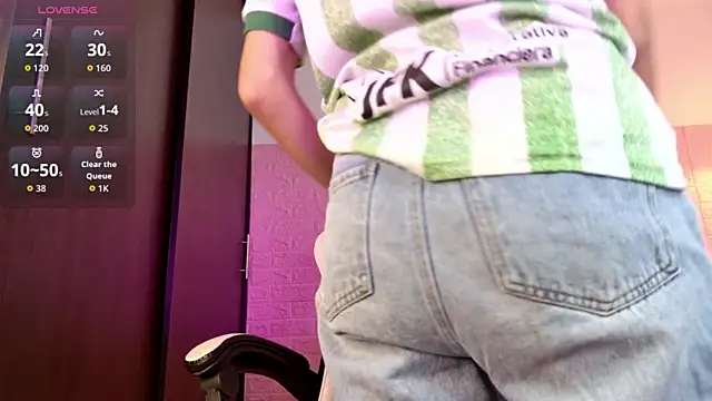 Dulce Stormy online show from 12, 2, 2026