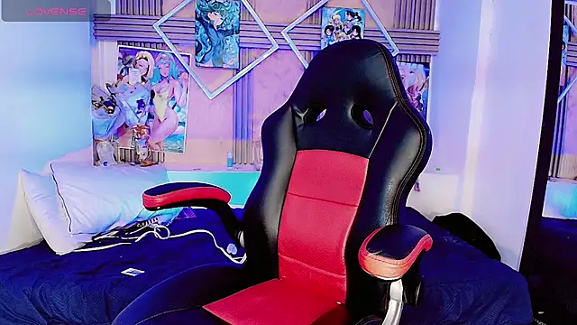 Lisa sparkleee online show from 13, 4, 2026