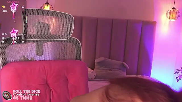 Dakota velvet  online show from 16, 3, 2026