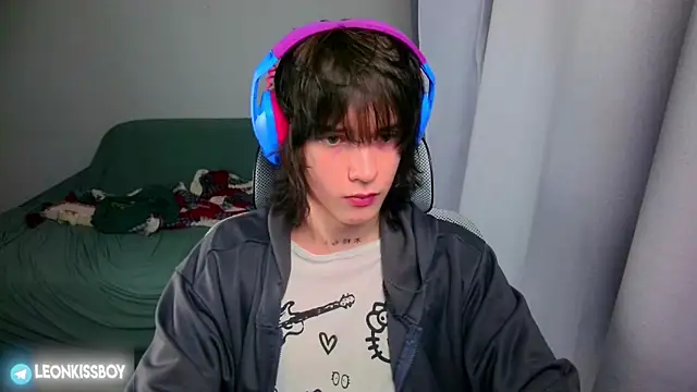 Snapshot of LeonBoykisser chatting on 30, 6, 2026 LeonBoykisser online show from 30, 6, 2026