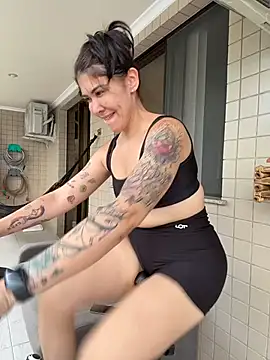 LivA89 online show from 18, 2, 2026