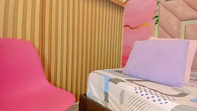 sweet  luna   online show from 25, 2, 2026