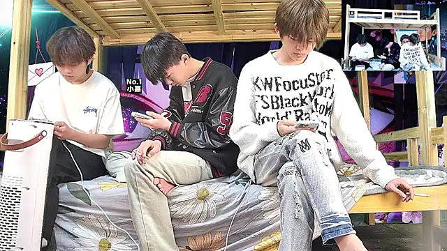 xiaohuangren01 online show from 6, 3, 2026