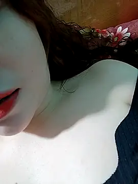 lylinhjim online show from 3, 2, 2026