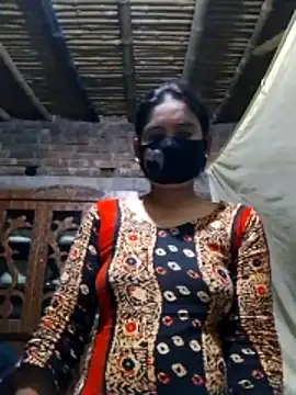 Hot Sweeti online show from 4, 3, 2026