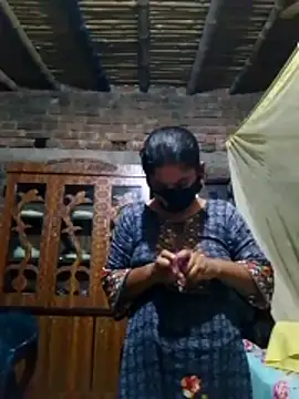 Hot Sweeti online show from 5, 3, 2026