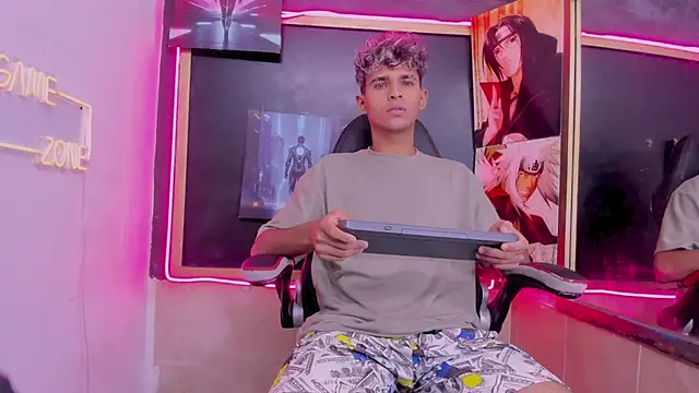 Axelgreyder online show from 6, 2, 2026