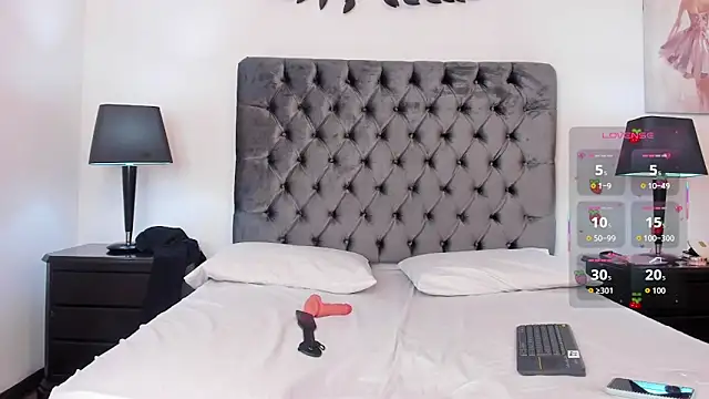 Kiri Black  online show from 14, 3, 2026