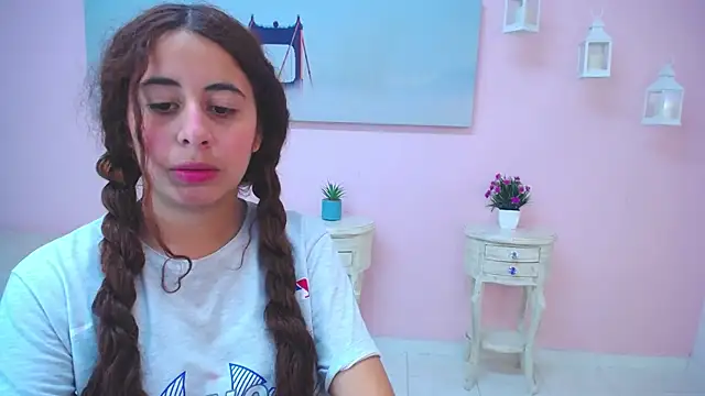 scarlett clyde online show from 1, 4, 2026