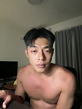 Snapshot of Yooo17 chatting on 8, 8, 2026 Yooo17 online show from 8, 8, 2026