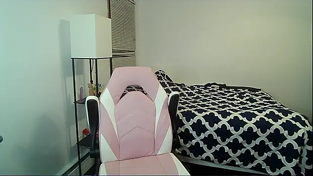 VanFairy526 online show from 10, 3, 2026