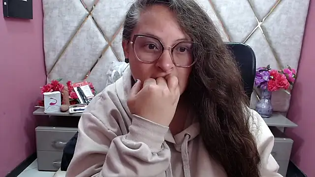 Sarah Boobs  online show from 6, 2, 2026