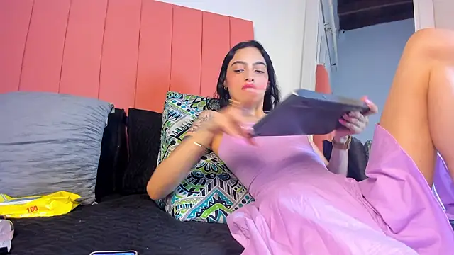 rose thompson19 online show from 14, 2, 2026