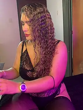 Snapshot of TianaRios_Pink chatting on 11, 2, 2026 TianaRios Pink online show from 11, 2, 2026