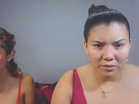 Helena-Paola online show from 4, 2, 2026