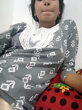 Cute-Natashaa online show from 5, 5, 2026