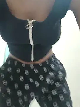 Cute-Natashaa online show from 6, 5, 2026