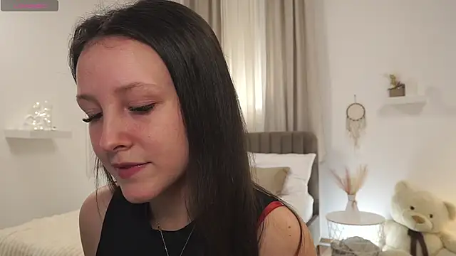 Miss sindy11 online show from 12, 2, 2026