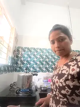 Snapshot of Hot-Tinaa chatting on 14, 2, 2026 Hot-Tinaa online show from 14, 2, 2026