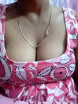 Snapshot of Hot-Tinaa chatting on 28, 2, 2026 Hot-Tinaa online show from 28, 2, 2026