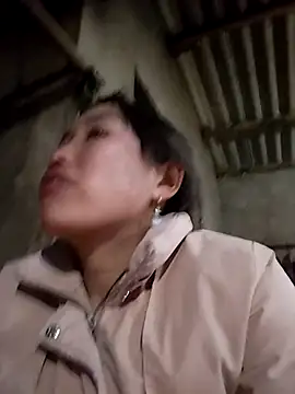 Snapshot of lia-coy chatting on 5, 2, 2026 lia-coy online show from 5, 2, 2026