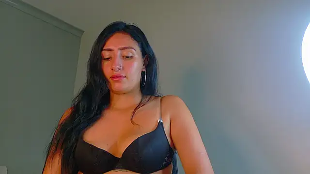 AmmyRouse   online show from 18, 3, 2026