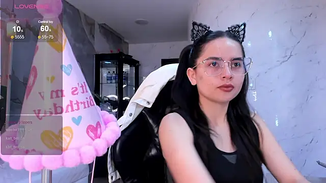 Qetsyah tf online show from 28, 2, 2026