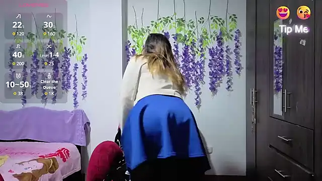 xxxMilexxx online show from 15, 4, 2026