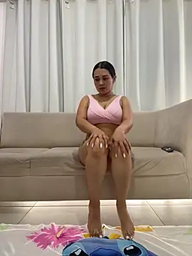 saray mendozaa online show from 18, 5, 2026