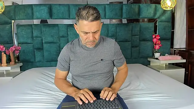 ViceSweet online show from 5, 5, 2026