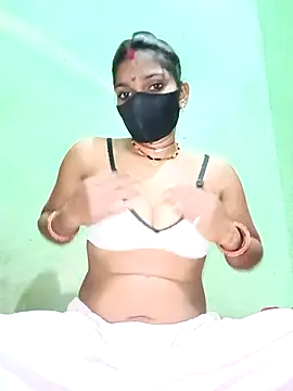 Cute  tanu online show from 4, 2, 2026