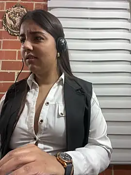 A-uroora online show from 19, 2, 2026