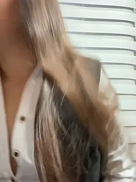 A-uroora online show from 22, 2, 2026