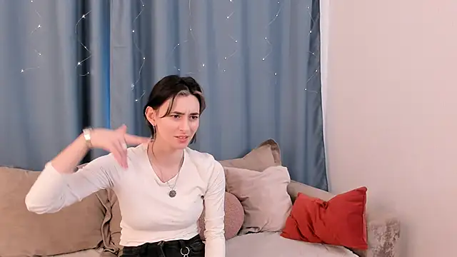 Snapshot of JackiYoss chatting on 11, 2, 2026 JackiYoss online show from 11, 2, 2026