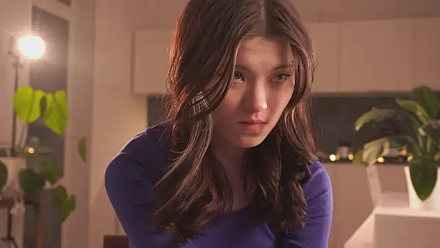 Snapshot of EleniRoeber chatting on 6, 2, 2026 EleniRoeber online show from 6, 2, 2026