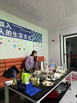 Snapshot of xiaotiantian-10 chatting on 26, 4, 2026 xiaotiantian-10 online show from 26, 4, 2026